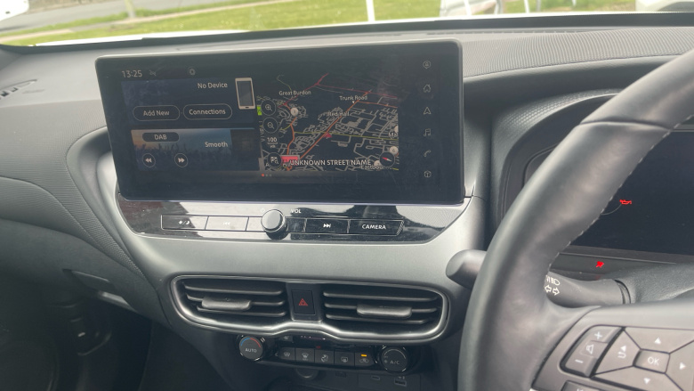 Nissan Juke 1.0 DiG-T N-Connecta 5dr Petrol Hatchback